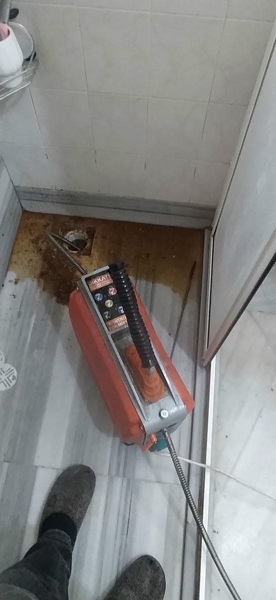 Tıkanıklık Giderme için tesisat ve gider çalışması