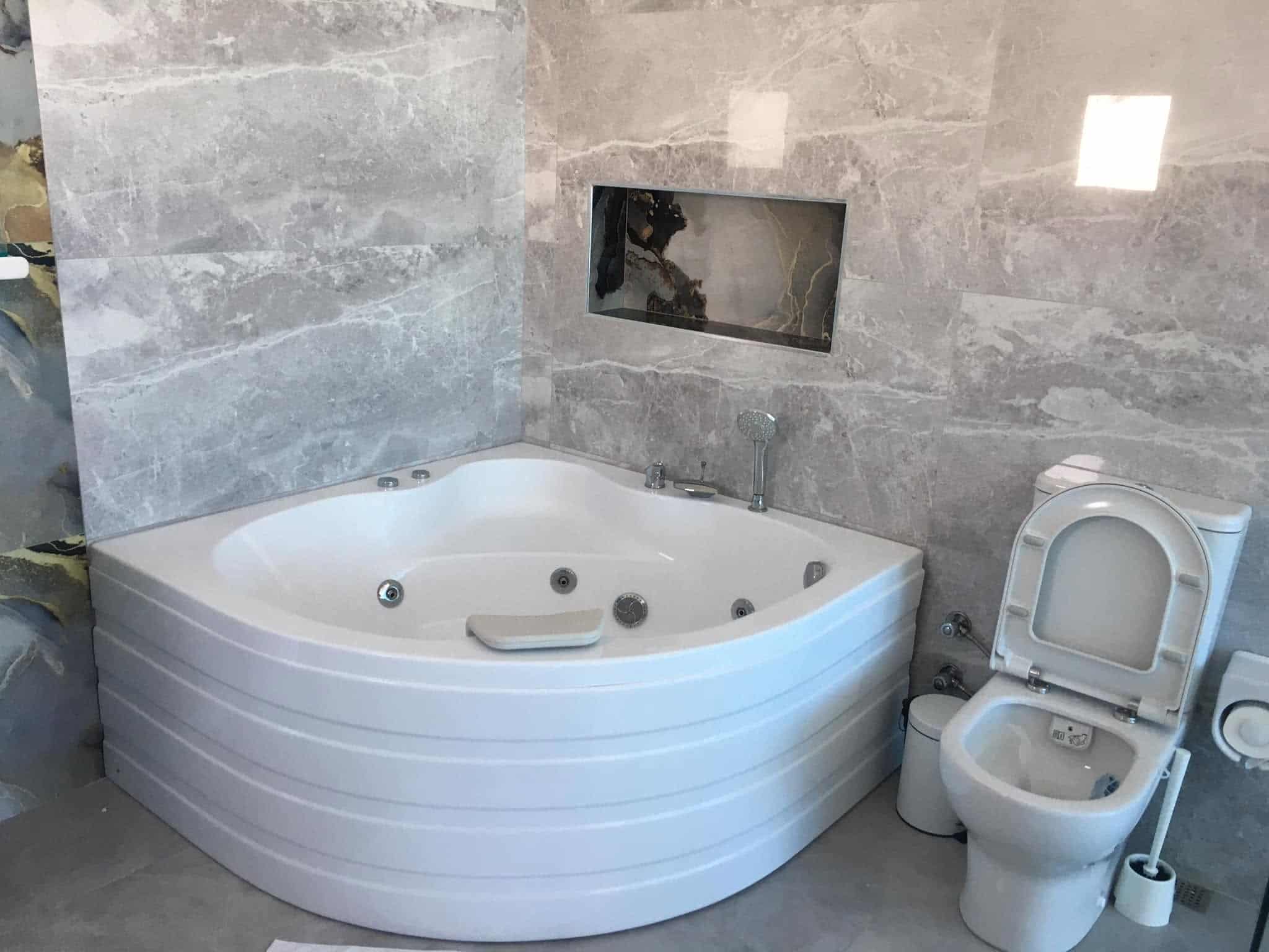 Klozet ve atık su gideri bağlantısı