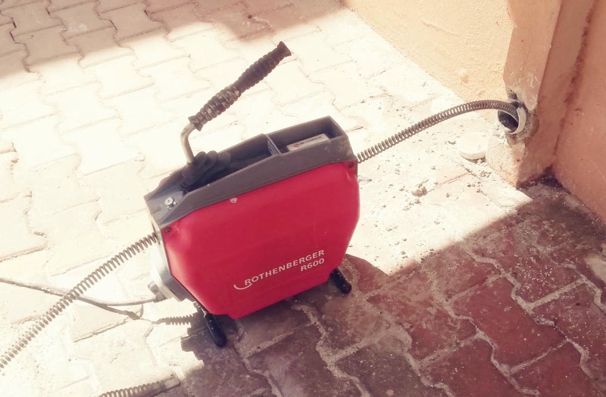 Gider açma çalışması ve tahliye hattının bulunduğu alan